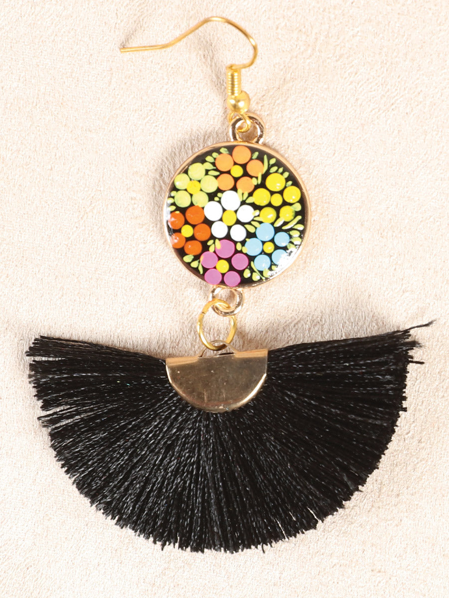 Pendientes artesanales pintados a mano, de madera e hilo de seda, color negro 602177