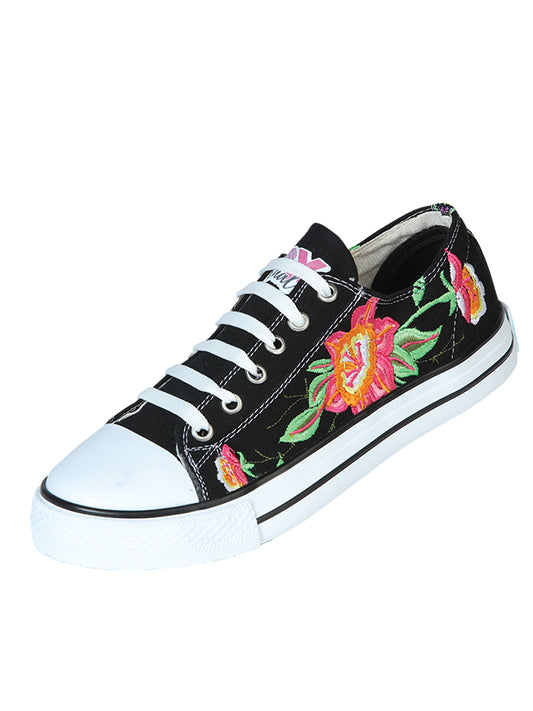 Zapatillas bordadas artesanalmente en lona textil negra 602784