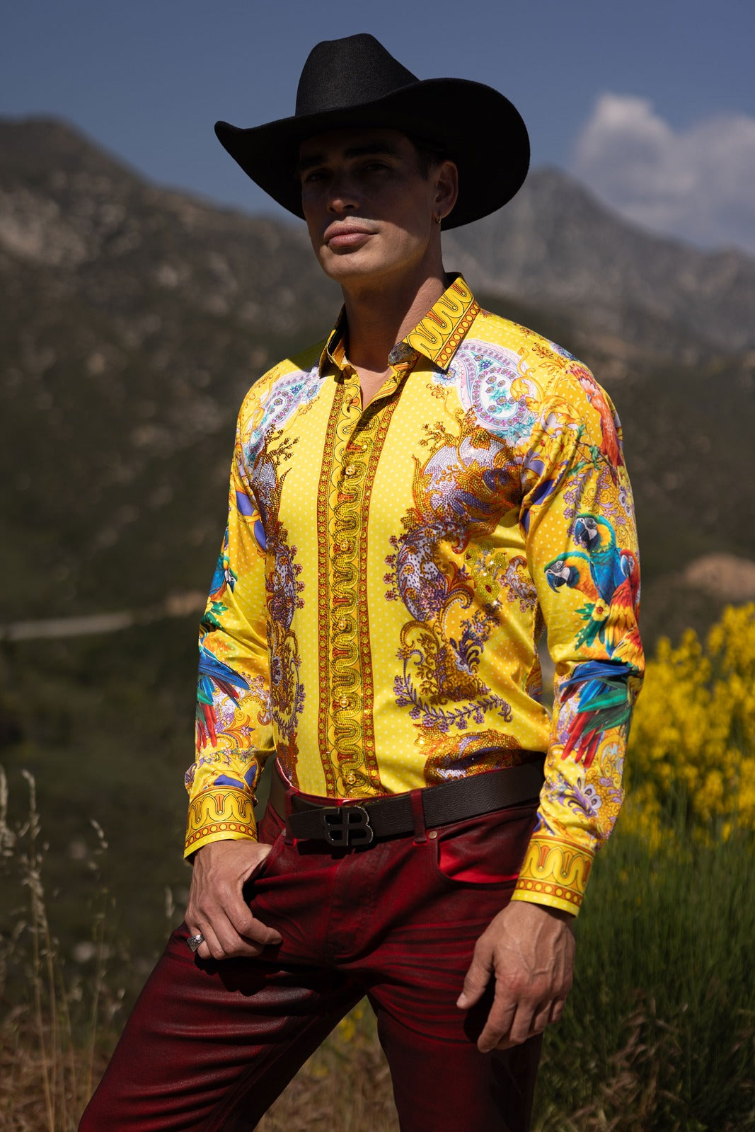 Men’s Luxury Yellow Baroque Parrot Print Long Sleeve Button-Up Shirt Western Style